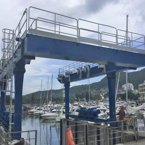 Elevador de yates marinos de estructura robusta con diseño avanzado
