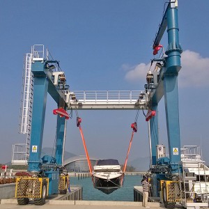 Elevador de iate marítimo de estrutura robusta com design avançado