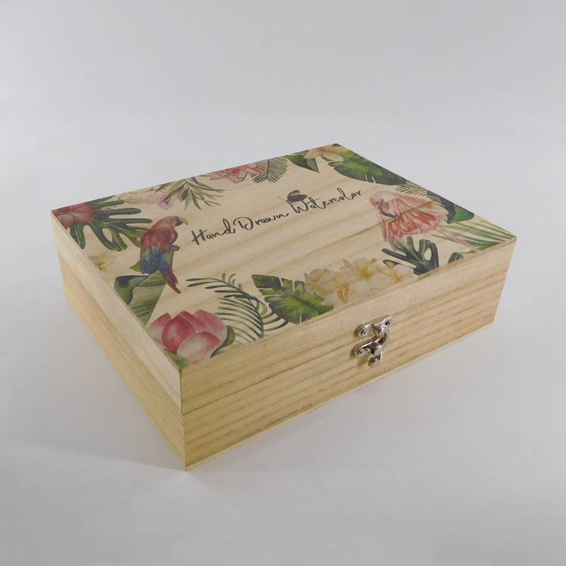 custom design wood box with hinged lid for gift packaging Lupus