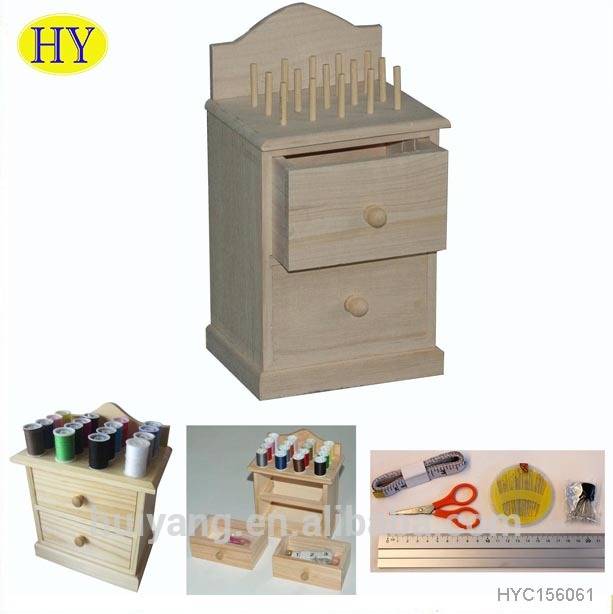 Маленькая незаконченная деревянная коробка для швейных принадлежностей для девочек