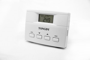 VAV telpas termostats ar proporcionālu jaudu un 1-2 pakāpju papildu apkuri