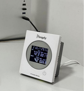 EM21-Zapisovalnik podatkov o spremljanju kakovosti zraka za ogljikov dioksid na steni ali v steni s prenosom Bluetooth