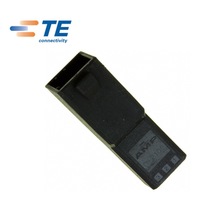 TE/AMP конектор 1-1318117-3