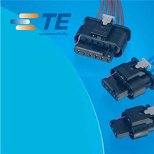 TE / AMP Connector 1-1703494-1