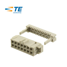 TE / AMP Connector 1-215882-4