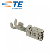 TE/AMP कनेक्टर 1-967588-1
