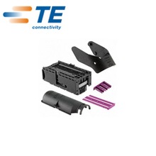 TE/AMP 커넥터 3-1534904-4