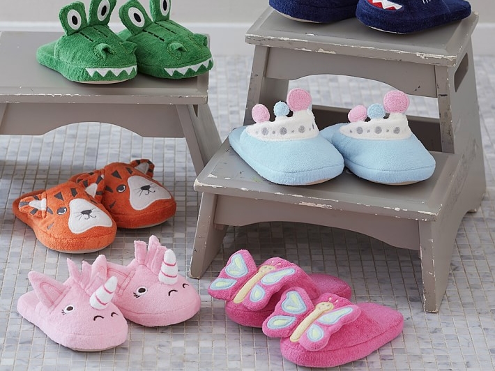 Comfort and Style: Choosing the Perfect Animal Slippers