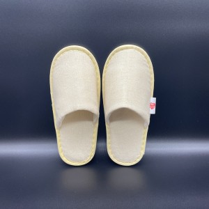 Bulk Hotel Slippers with Customized Logo and Factory Price