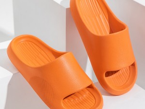 Zullen EVA-pantoffels ruiken?Is EVA gemaakt van plastic of schuim?