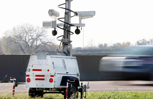 Ordinateur industriel utilisé dans l’industrie des caméras de contrôle de la circulation