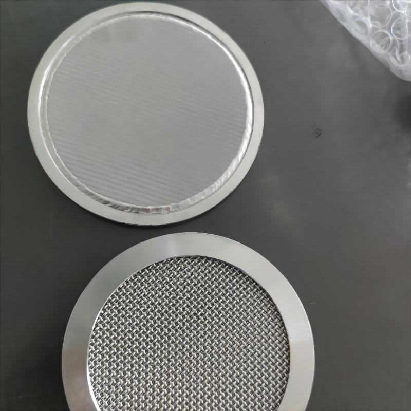 Disc Of Square Weave Sintered Mesh Featured Image