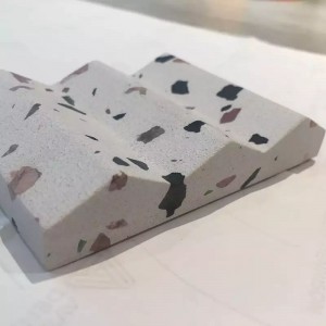 Цагаан Terrazzo чулуун савантай бэлгийн багц