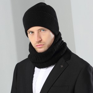 Set di foulard, chapeau et gants en laine mérinos pour homme d'hiver
