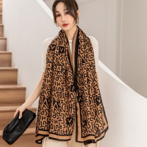 Longue écharpe légère en coton de printemps pour dames fournisseur de la Chine