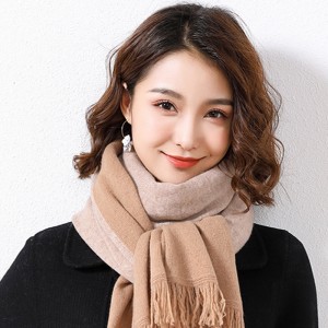 Heißer Verkauf übergroßer Schal aus reiner Wolle für Damen China Factory