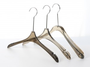 အမျိုးသမီးများအတွက် Acrylic အင်္ကျီချိတ်များ Acrylic Hangers Chrome Acrylic Coat Hanger