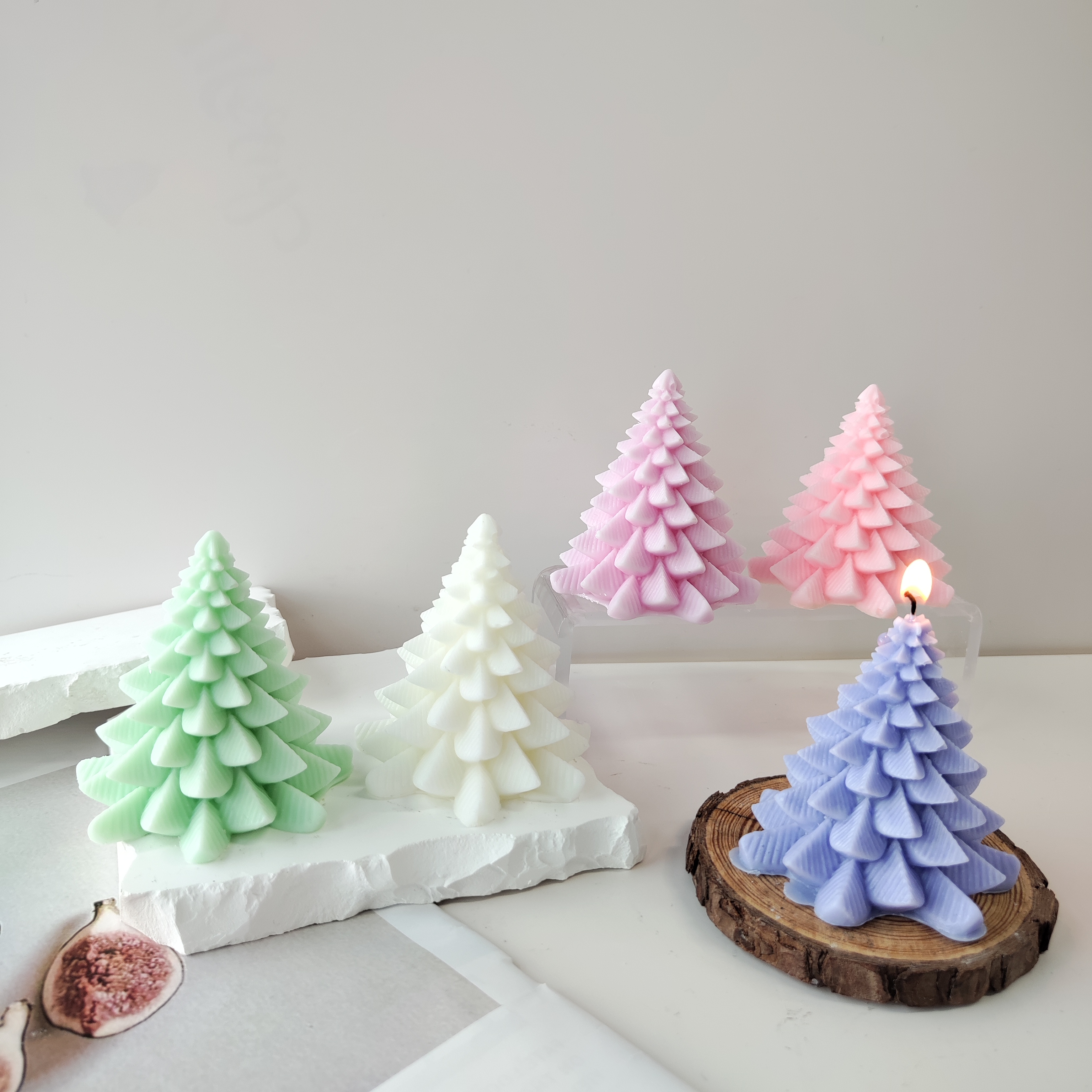 J56 Wholesale Christmas Gift Home Dekorasyon Desktop Crafts Pine Shaped Candles Christmas Tree Scented Candle