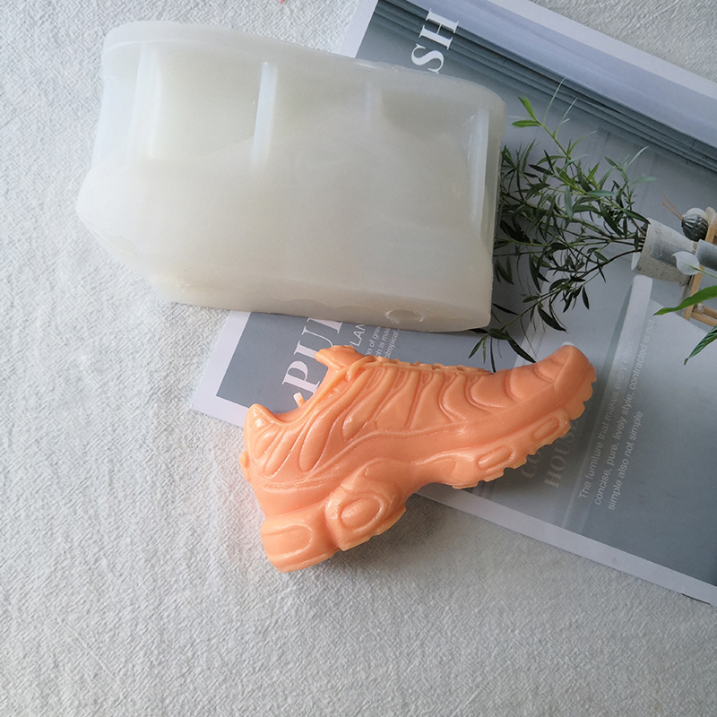 J1116 Reka Bentuk Naik Taraf Baru 3D Resin Epoksi Plaster DIY Sneaker Acuan 13cm Kasut Acuan Silikon Lilin