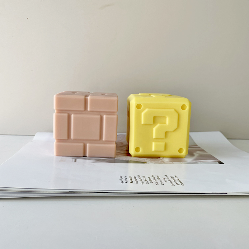 J1184 Mokhabiso oa Soy Wax e entsoeng ka letsoho Square Cube Candle Molds Mario Block Silicone Candle Mold