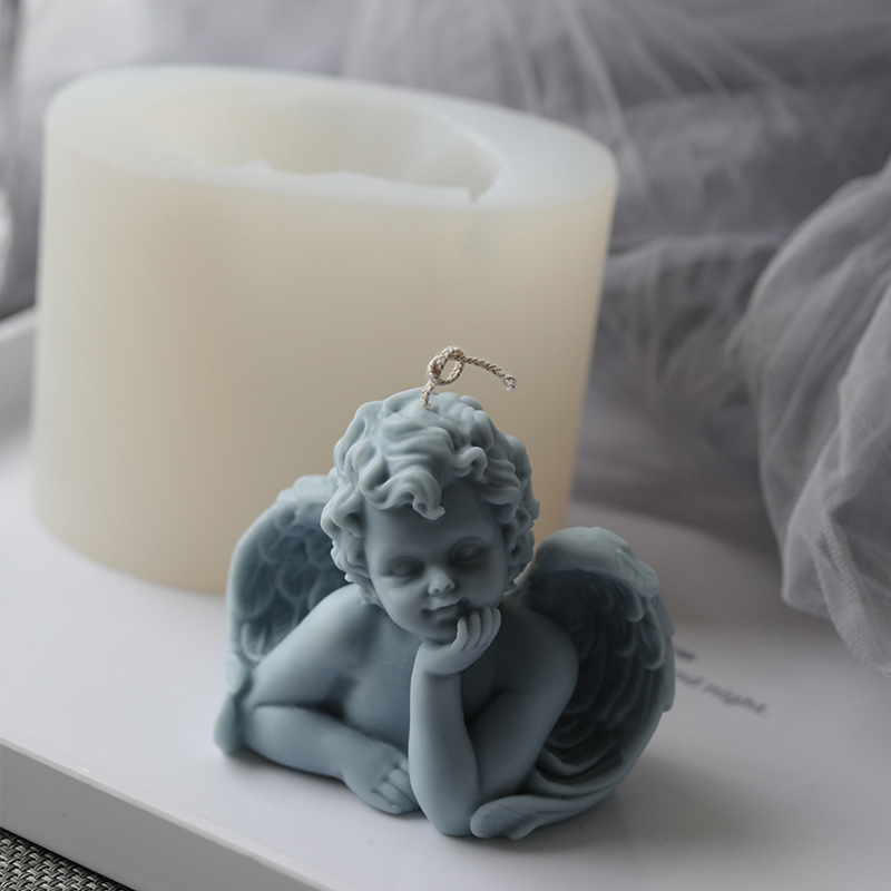J125 အိမ်အလှဆင်ခြင်း လက်လုပ်ပလပ်စတာ ရွှံ့စေးမှို 3D Angel Baby Candle Silicone Mold
