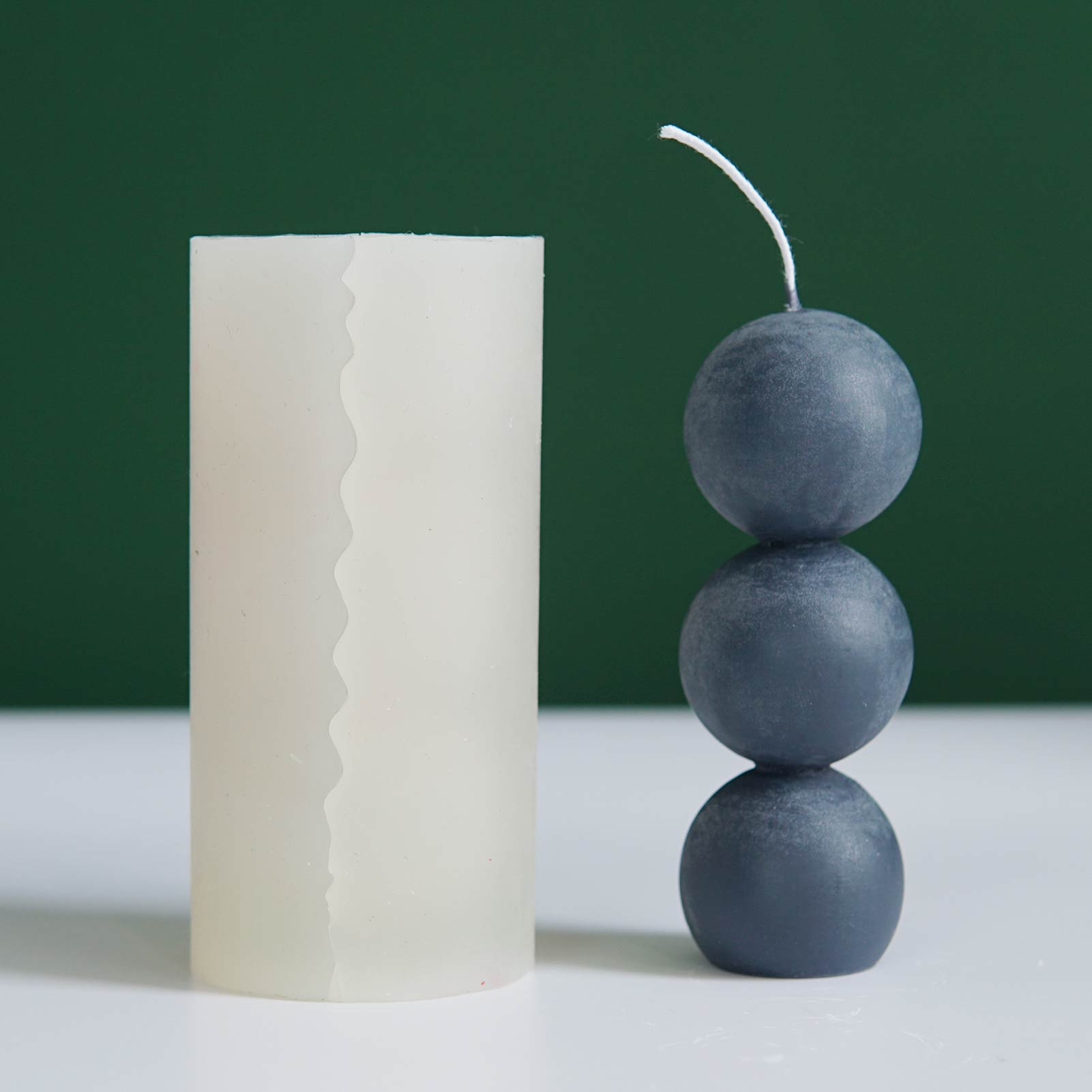 I-J134 Eyenziwe Ngesandla Ye-3D Wax Insipho I-Aromatherapy Plaster Ikhandlela Le-Silicone Mold DIY Round Ball Candle Mold