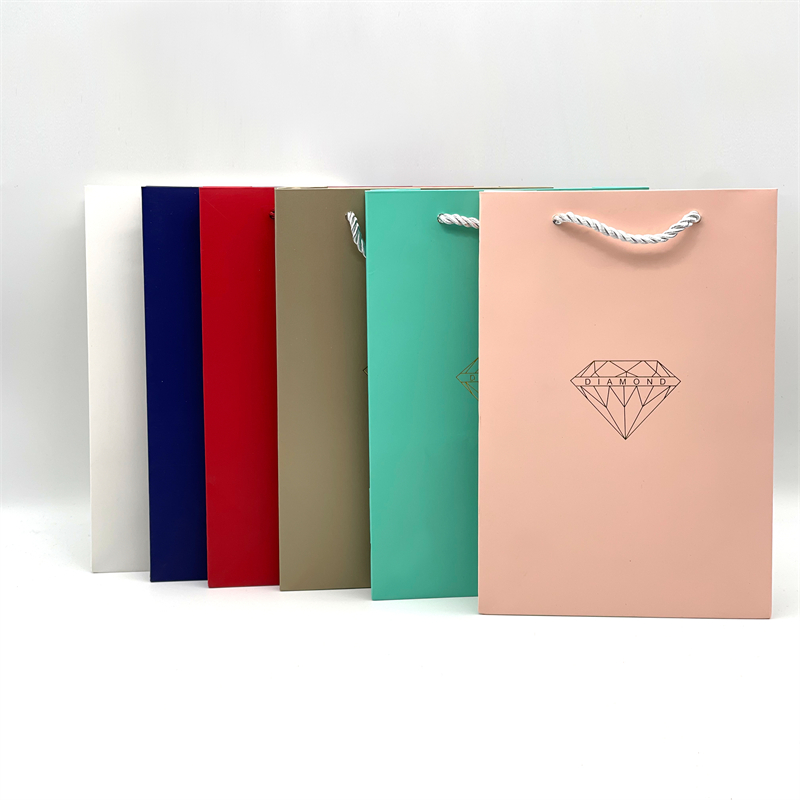 Wholesale Customized Logo color Kraft Gift Bags with Ribbon