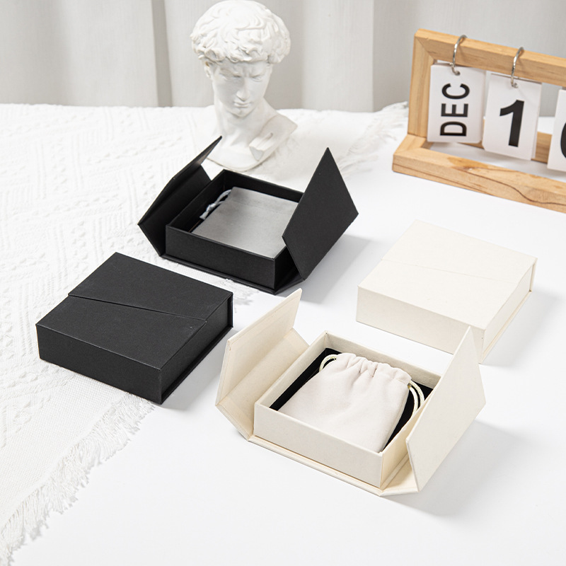 Proveedor de cajas de cartón para joyería con logotipo personalizado