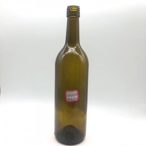 Botella de copa de vino tinto transparente verde oscuro