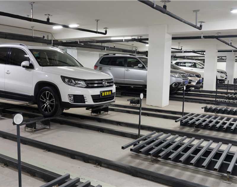 Фабрика за автоматизиран систем за управување со паркирање во Кина