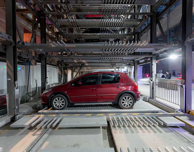 Систем за паркирање на повеќе нивоа Приспособен систем за паркирање со вертикално подигање