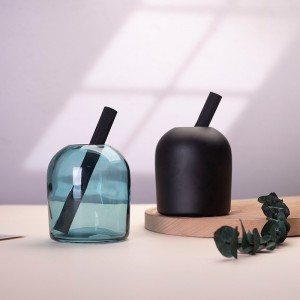 Заводська дешева гаряча індивідуальна скляна пляшка з дифузором 100 мл для домашнього аромату