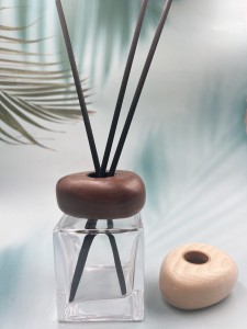 Manufacturer of High Quality Reed Diffuser Cap In Wooden Material
