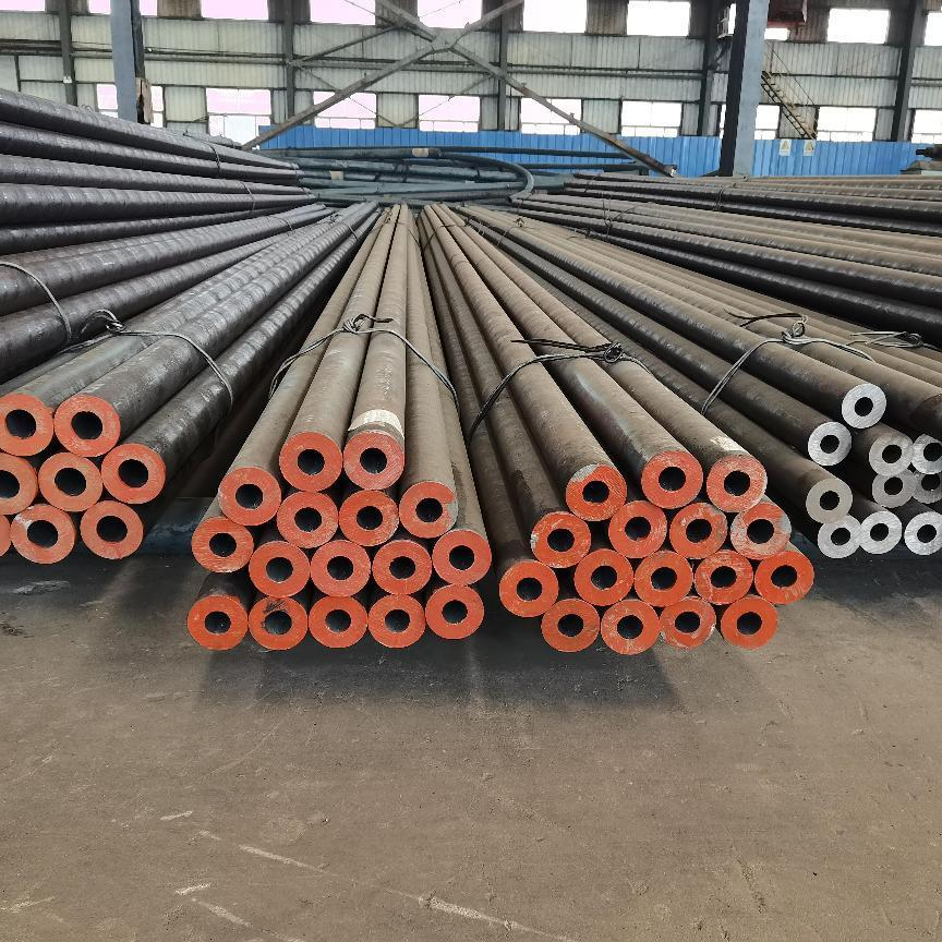 Inspection of seamless steel pipes