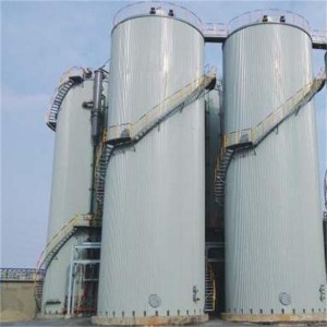 Анаеробен реактор за пречистване на органични отпадъчни води с високо съдържание на треска