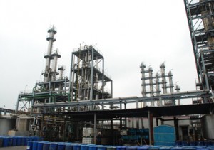 Formic acid pipe distillation ẹrọ