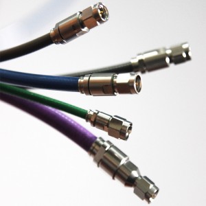 Kable koncentryczne z wysokowydajną i elastyczną folią kablową PTFE