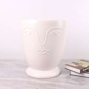 Sgabello in ceramica di alta qualità dalla forma creativa per soggiorno/giardino