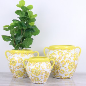 黄色花纸贴花家居装饰陶瓷盆和凳子
