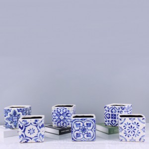 Pot de fleur en céramique de décoration florale bleue de style chinois traditionnel