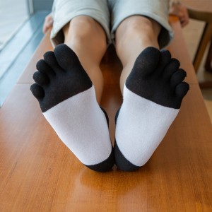 Sifot veleprodaja prilagođenog dizajna pamučne sportske čarape za gležanj sa pet prstiju za muškarce