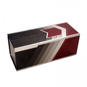 Caixa de lata cuboide ER2032A-01 con relieve para whisky