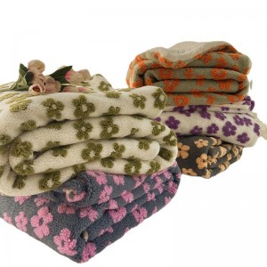 Jacquard Blanket Thickening Warm Lunch Blanket Sofa Multifunctional Blanket