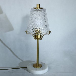 Lámpara de pie vertical de estudio de dormitorio de lujo con luz retro escandinava americana