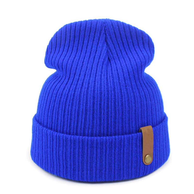Acrylic beanie hat with leather label