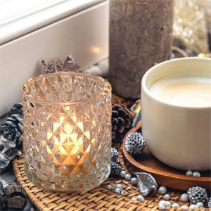 Valcový svietnik z číreho skla na čajovú sviečku s reliéfnym klincom