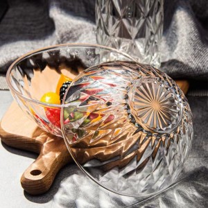 Кругла скляна миска в японському стилі. Прозора миска для салату та фруктового супу