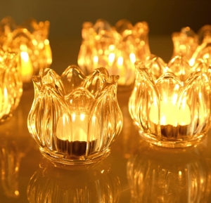 Dekoracje ślubne Bezbarwne szklane świeczniki na tealighty Przezroczyste szklane tulipanowe świeczniki na tealighty