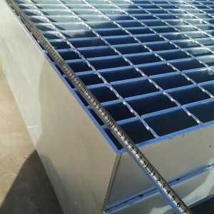 Reixa de barras de aceiro de tipo resistente