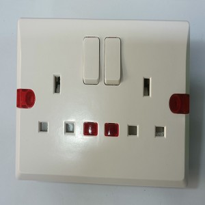 British Wall Switch Socket R Series